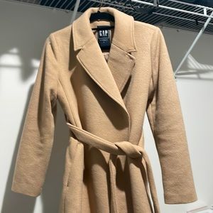 GAP MATERNITY COAT SIZE SMALL
